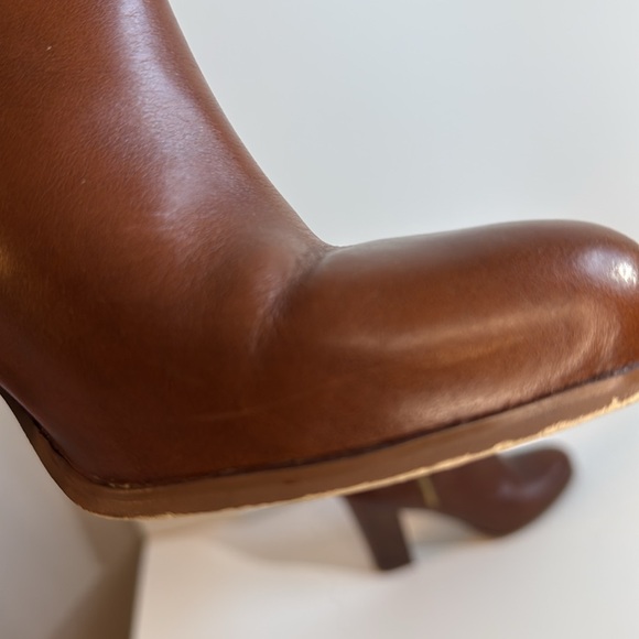 Micheal Kors Size 7 Leather Booties - Picture 9 of 9